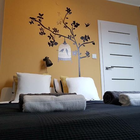 Black Rose Apartament Targi 3 Km, F-Ry Vat Kielce Extérieur photo