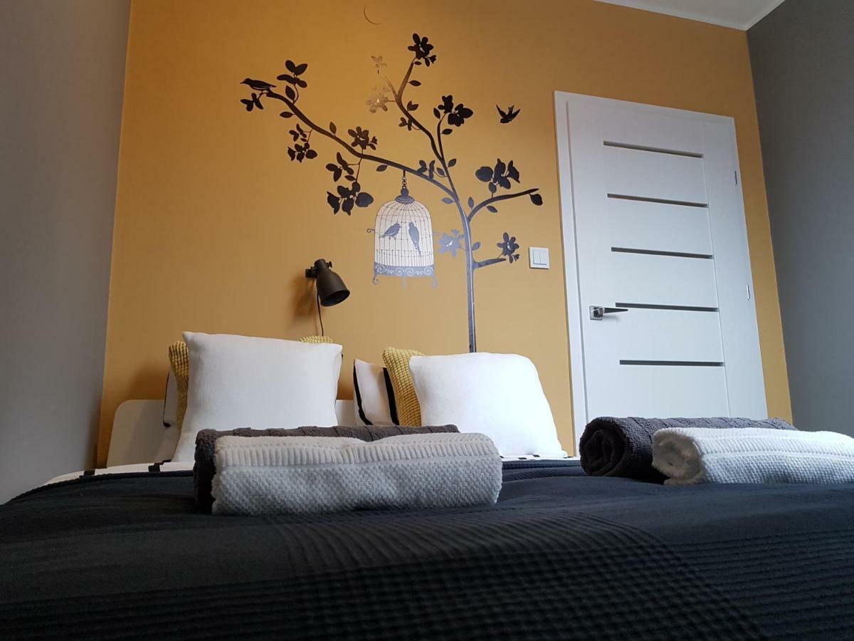 Black Rose Apartament Targi 3 Km, F-Ry Vat Kielce Extérieur photo