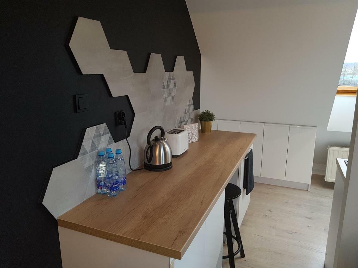 Black Rose Apartament Targi 3 Km, F-Ry Vat Kielce Extérieur photo